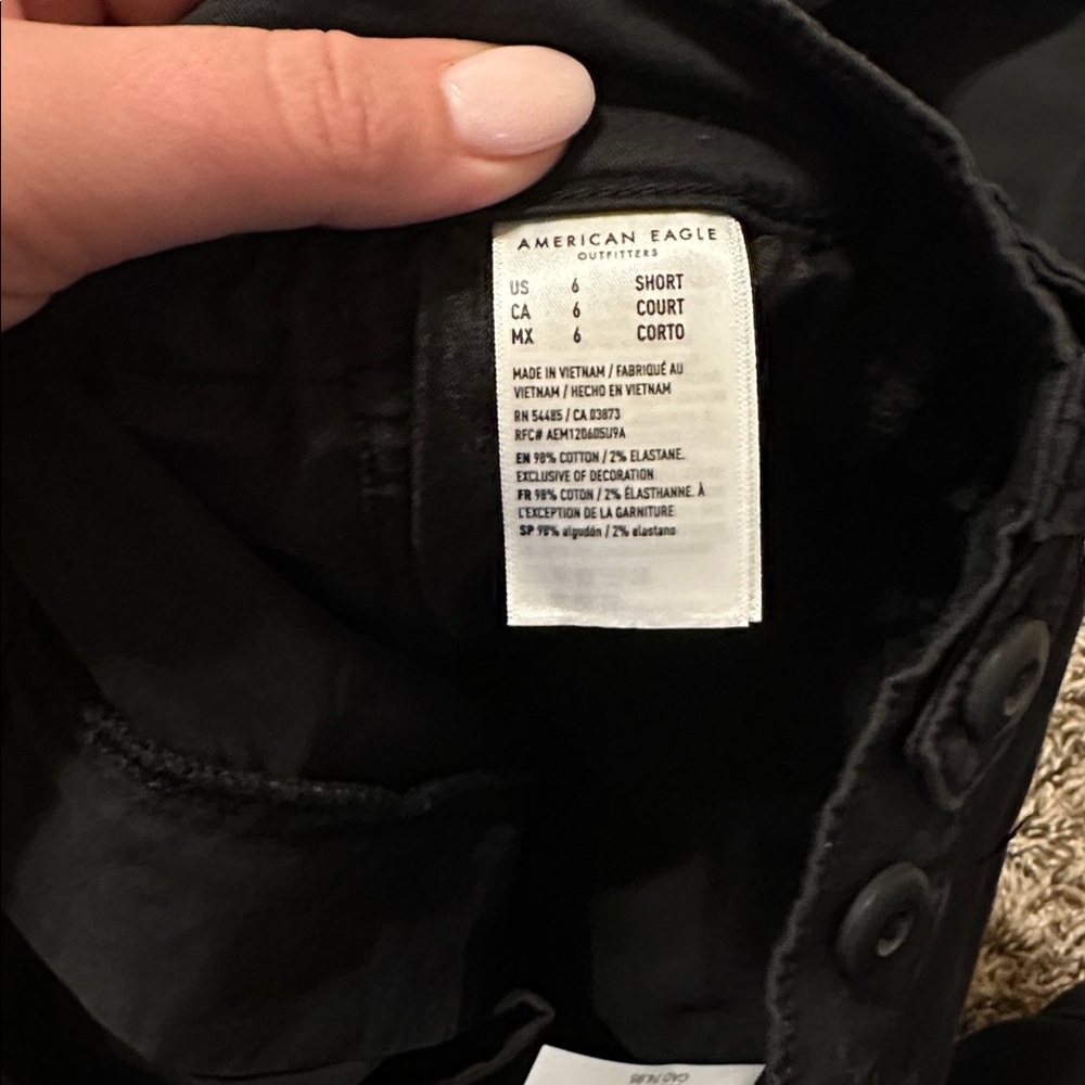 NWT American Eagle Barrel Pants Black Mid-Rise Size 6 Short - Picture 6 of 10